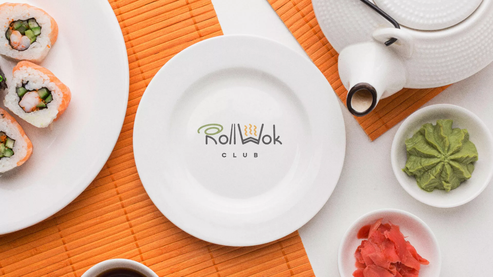 Разработка логотипа и фирменного стиля суши-бара «Roll Wok Club» в Муроме